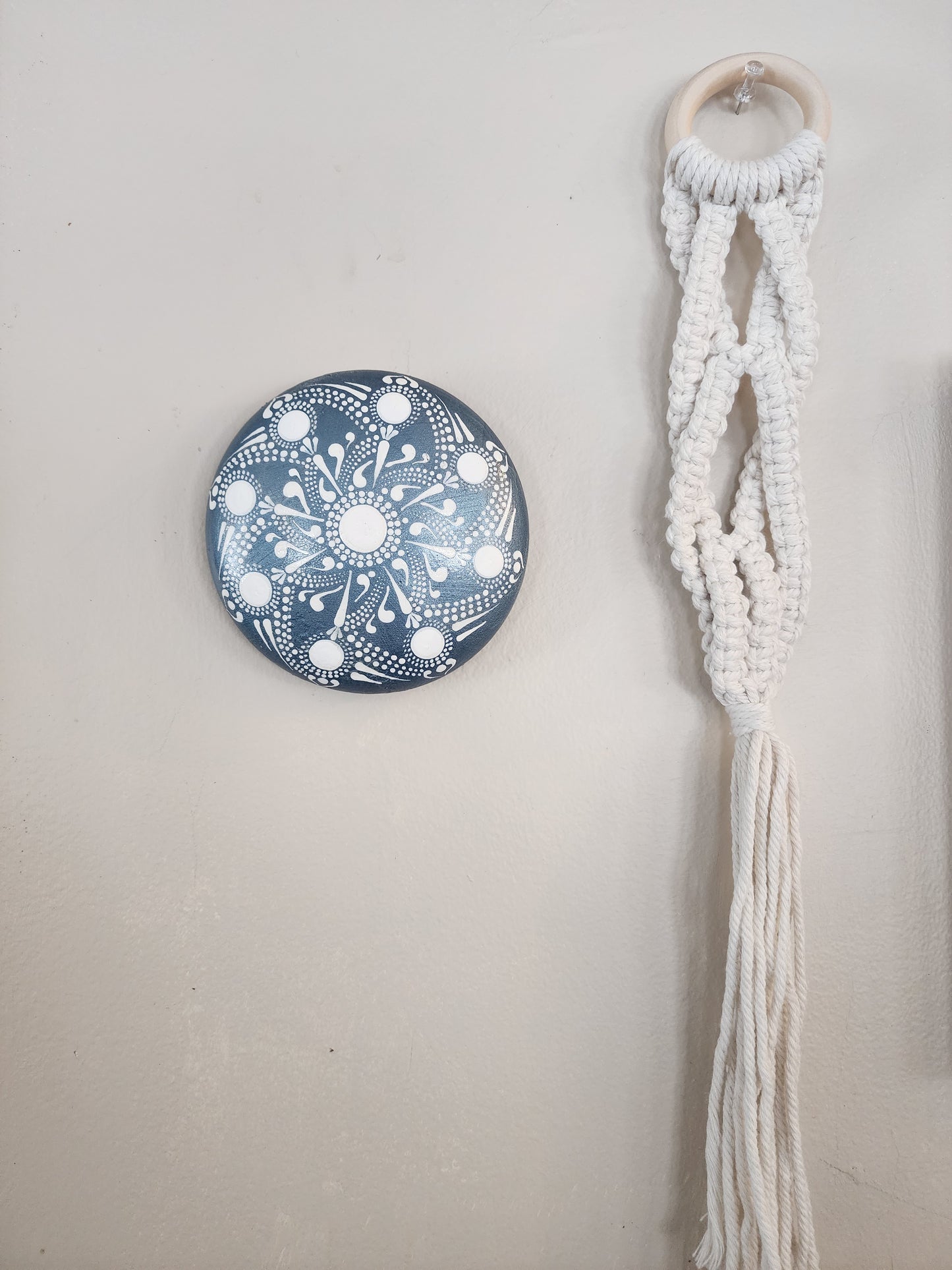 Pewter Art Stone w/ Monochrome White Mandala