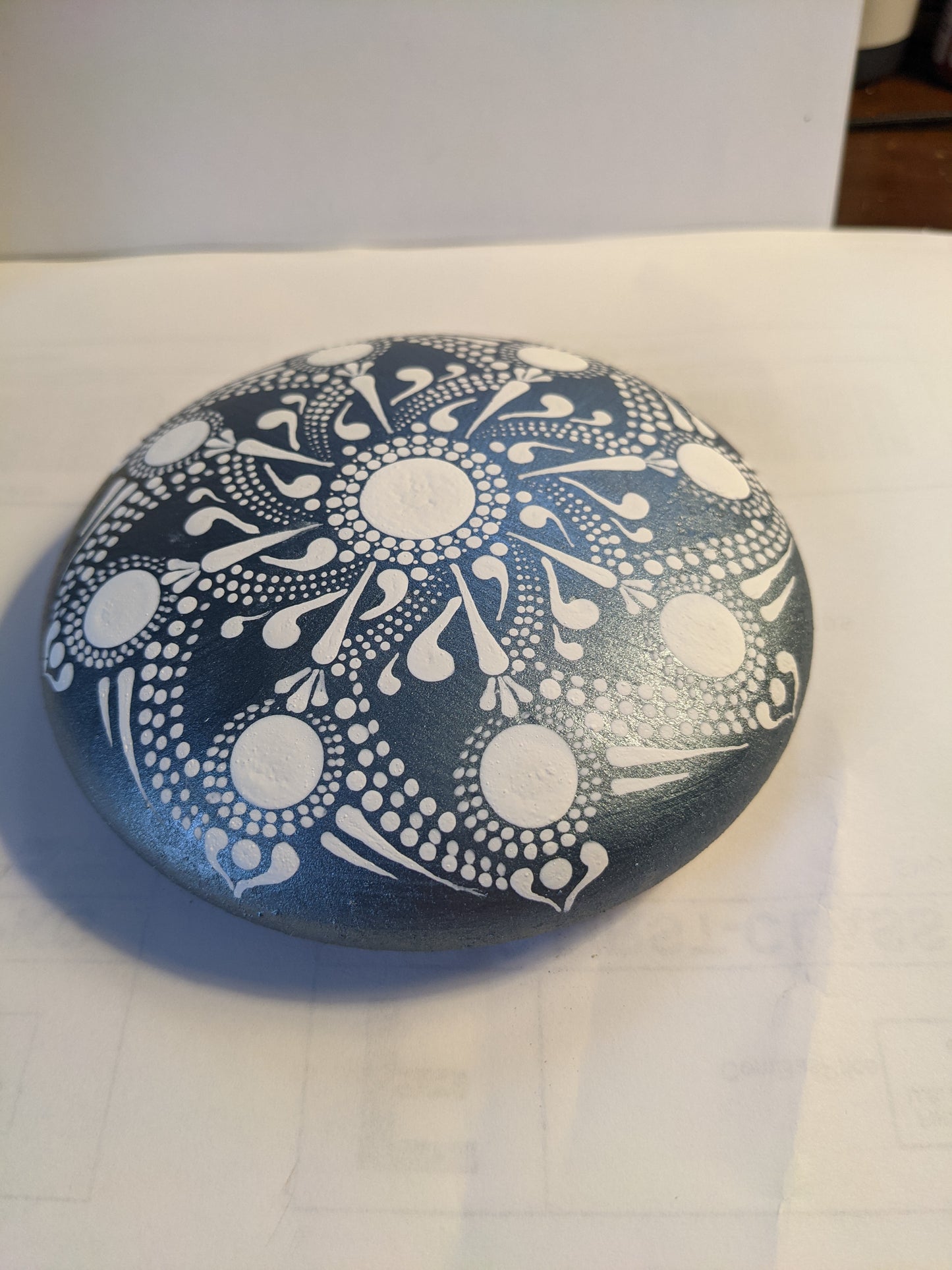 Pewter Art Stone w/ Monochrome White Mandala