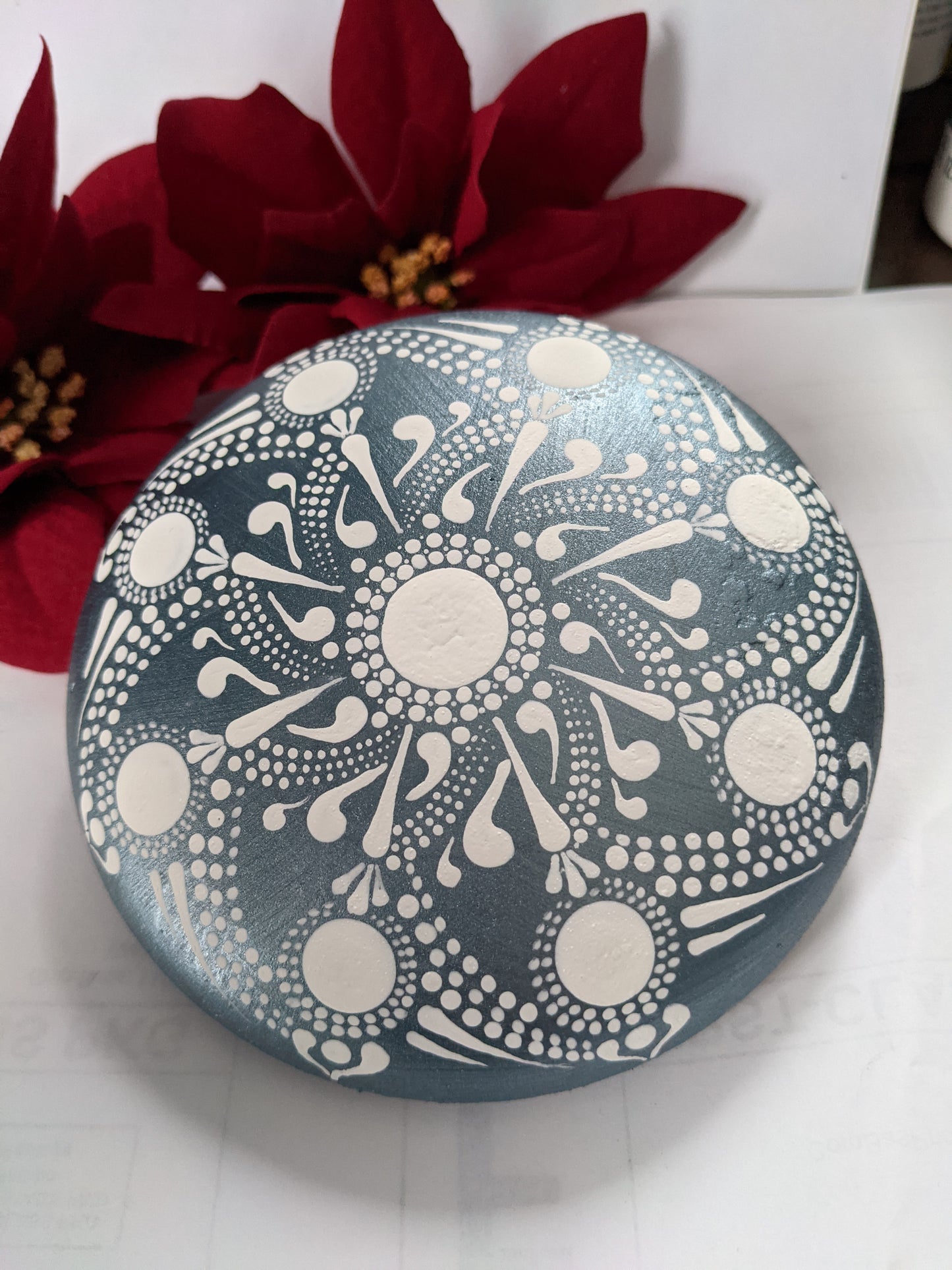 Pewter Art Stone w/ Monochrome White Mandala